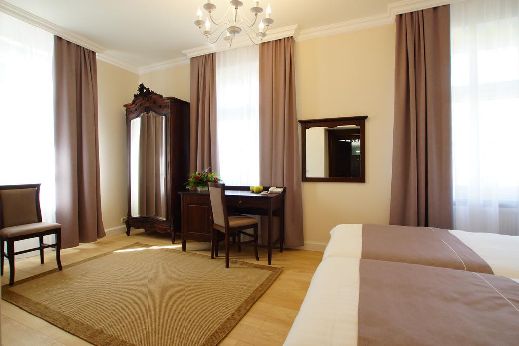 שצ'גום Villa La Pierre חדר תמונה