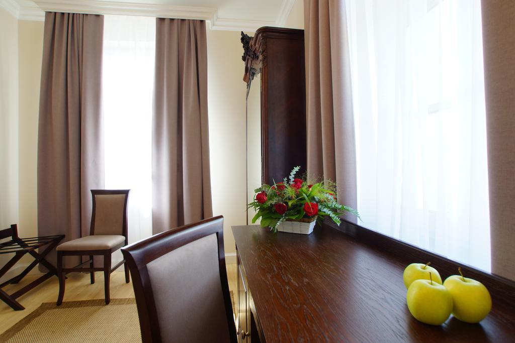 שצ'גום Villa La Pierre חדר תמונה
